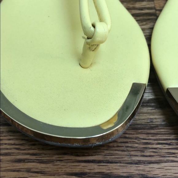 Dolce Vita - Yellow and gold sandals - Picture 2 of 4